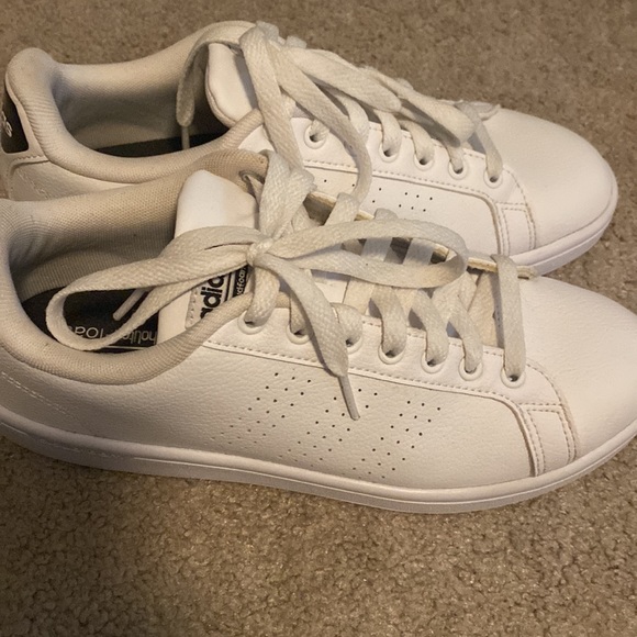 Adidas - Picture 4 of 7